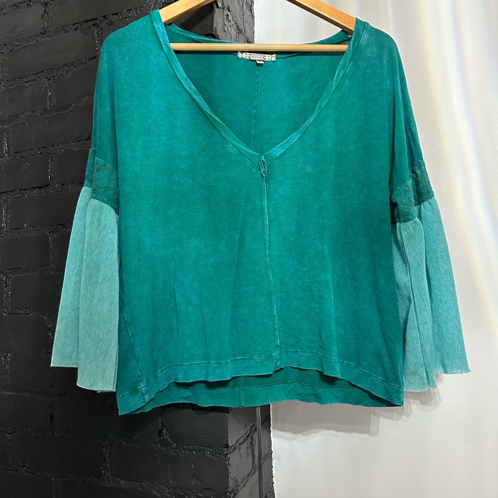 Turquoise blouse